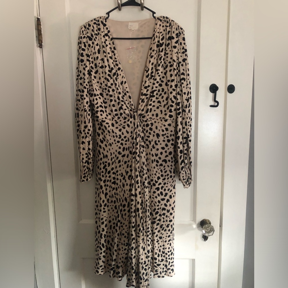 Printed, long sleeve dress, size xl